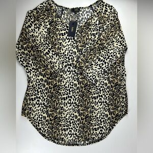 L & B Lucky and Blessed Women’s Plus Leopard Print Shirt Size 3X